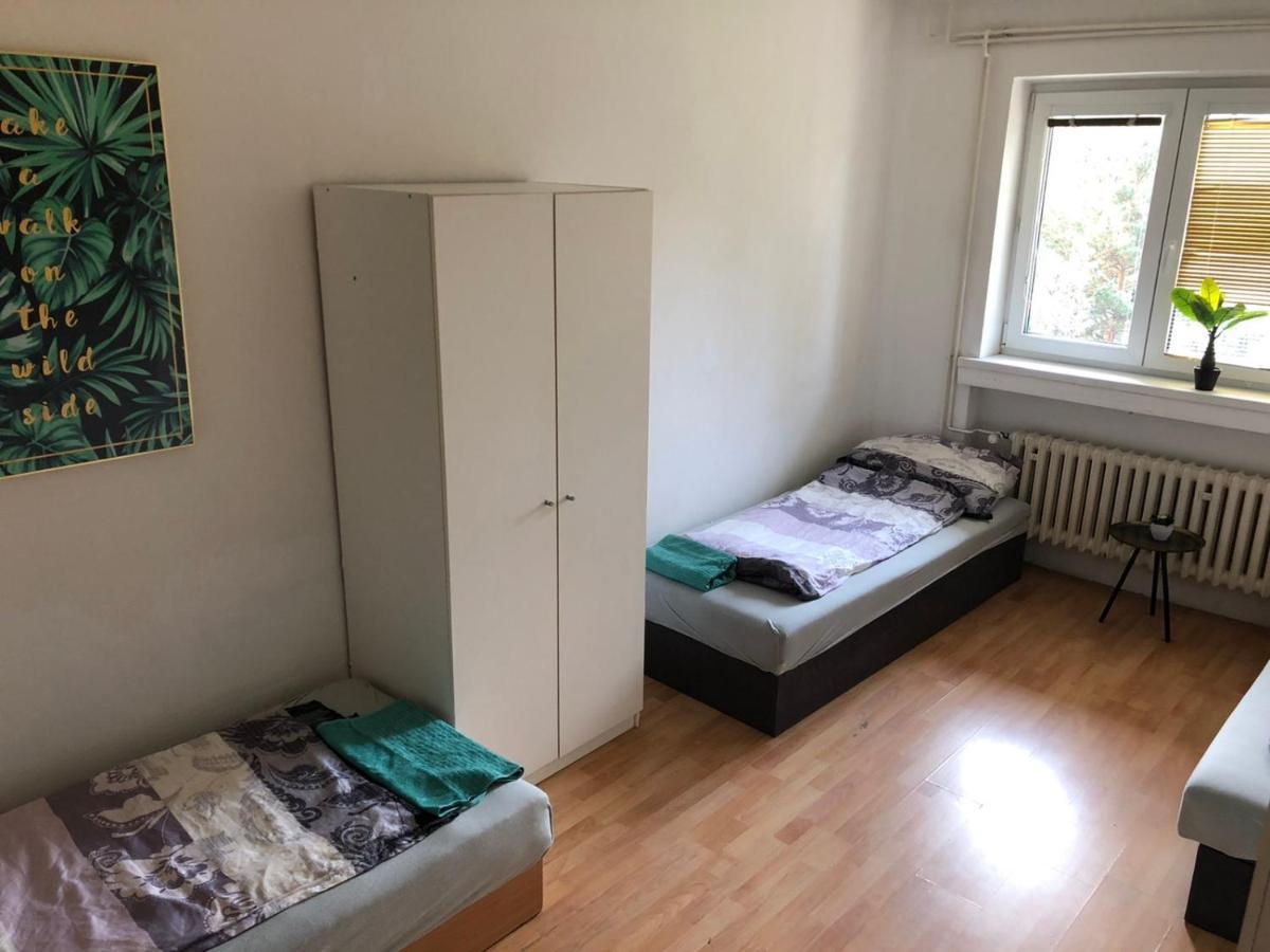 Hostel House Near Bvv-Vystaviste Brno Ngoại thất bức ảnh